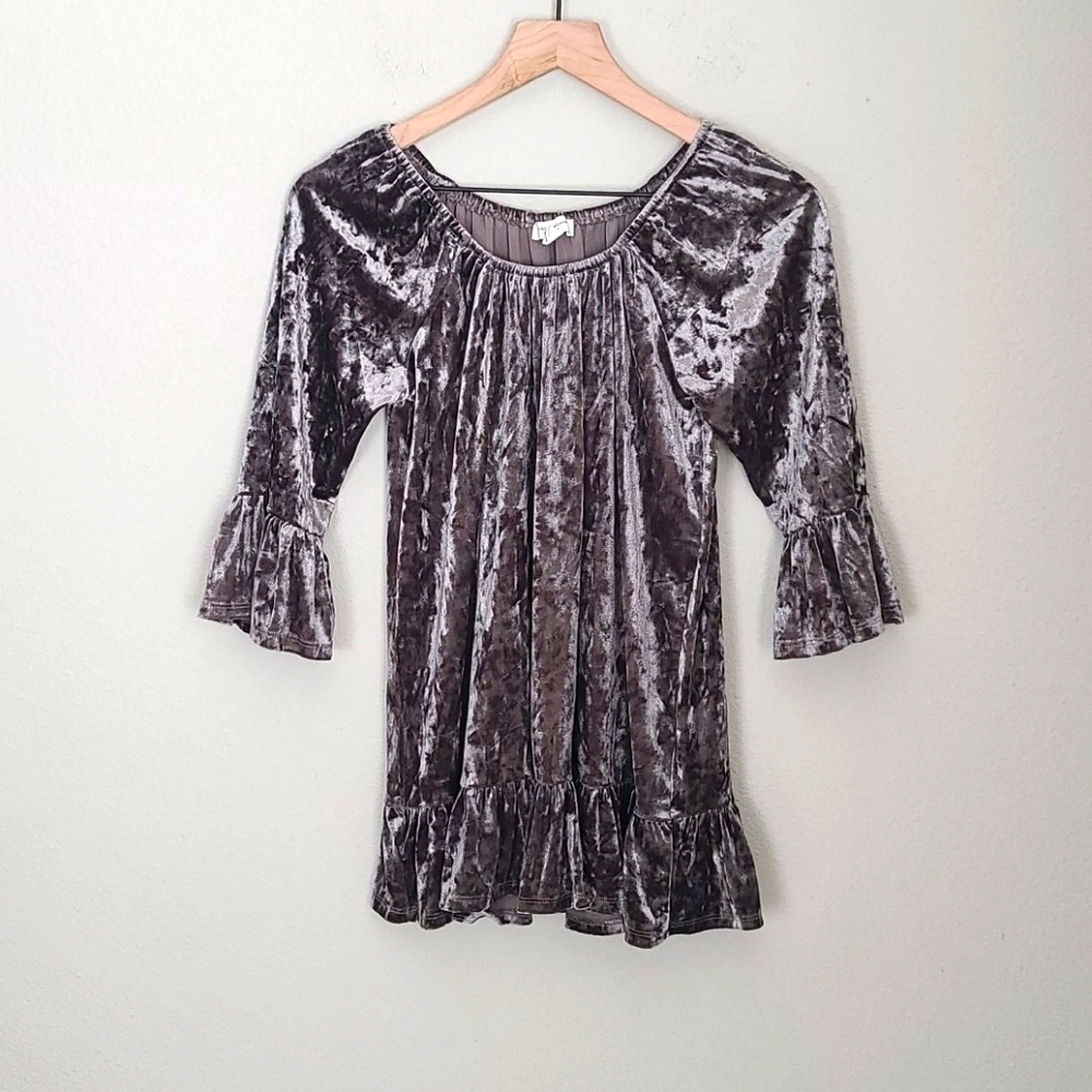 beachlunchlounge Crushed Velvet Top in EUC